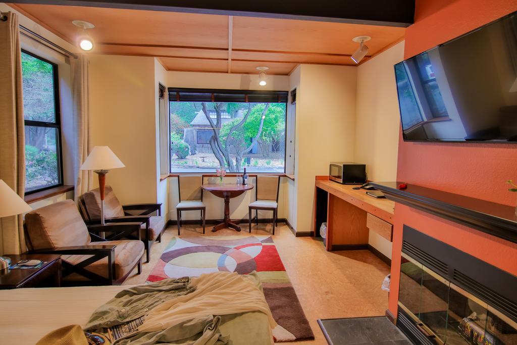 Little River Mendocino Inn & Spa الغرفة الصورة